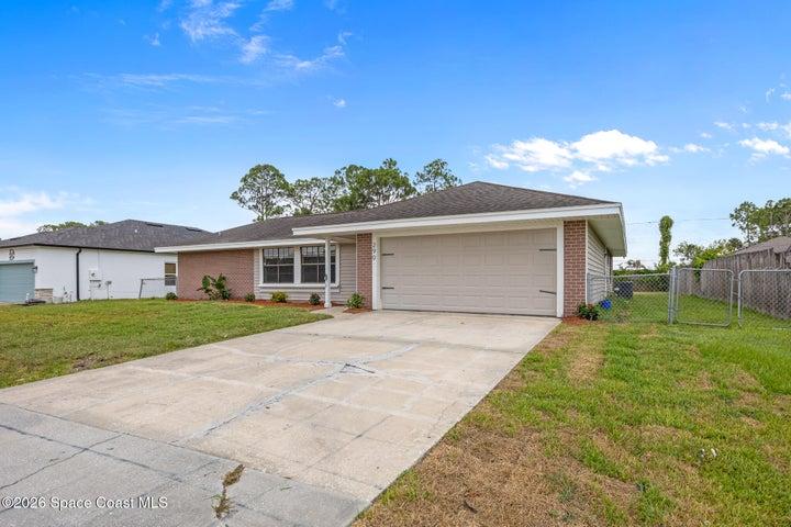 290 Brescia Street NE, Palm Bay, FL, 32907 photo 4