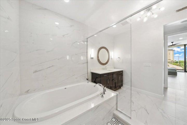 3031 Hafen Lane 306, Melbourne Beach, FL, 32951 photo 26