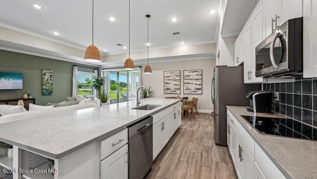Model home - actual features may vary.