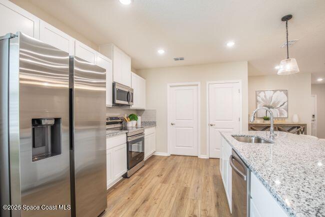 Model home - actual features may vary.