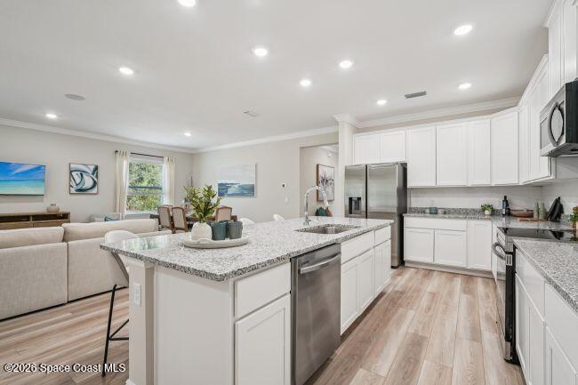 Model home - actual features may vary.