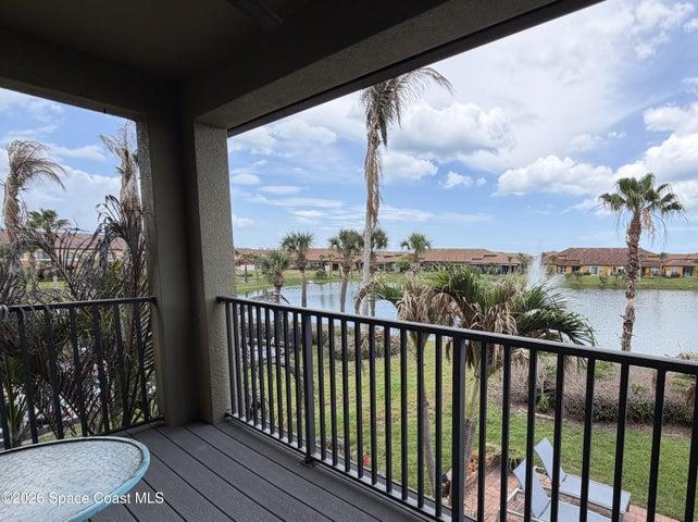 2nd floor balcony overlooking the lake