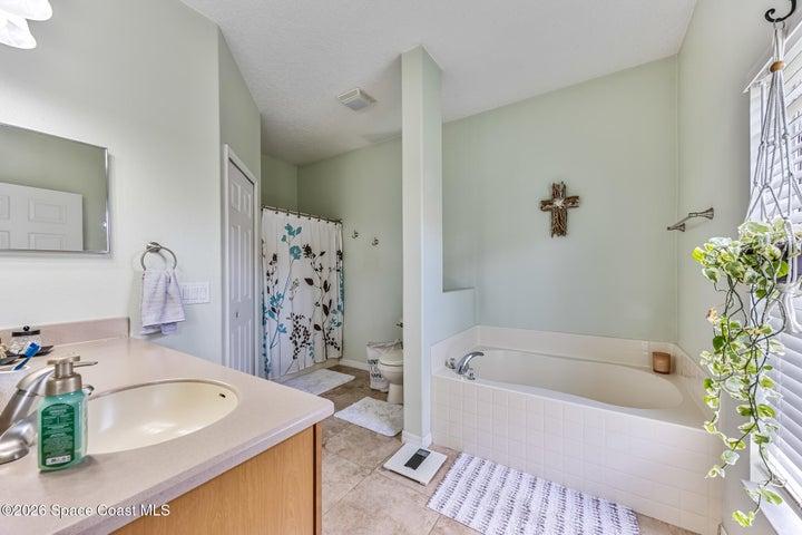 2049 Maeve Circle, Melbourne, FL, 32904 photo 23