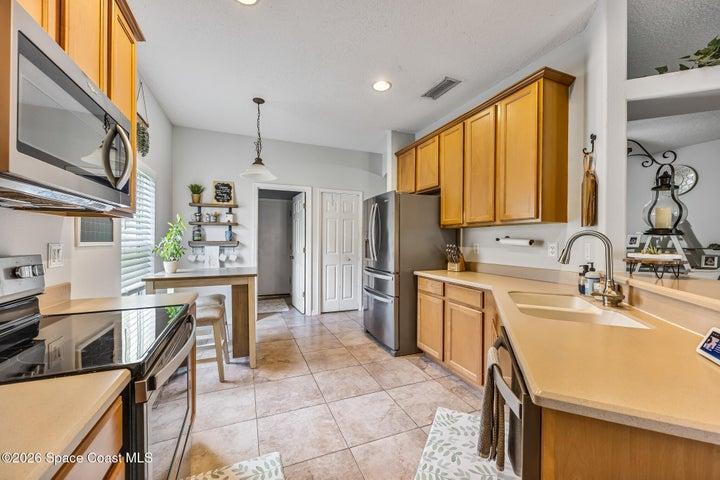 2049 Maeve Circle, Melbourne, FL, 32904 photo 8
