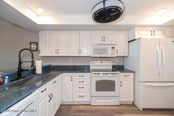 250 S Sykes Creek Parkway B308, Merritt Island, FL, 32952 photo 4