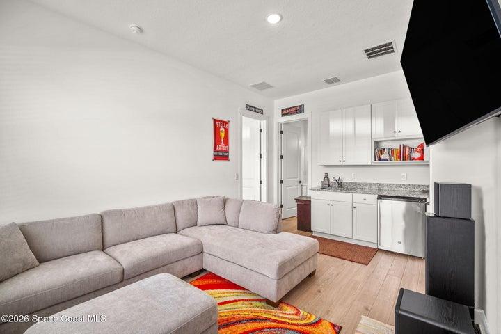 Built-in kitchenette