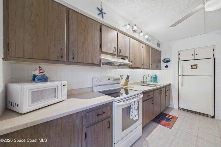 610 Jefferson Avenue 6, Cape Canaveral, FL, 32920 photo 16