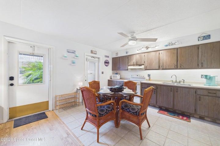 610 Jefferson Avenue 6, Cape Canaveral, FL, 32920 photo 11