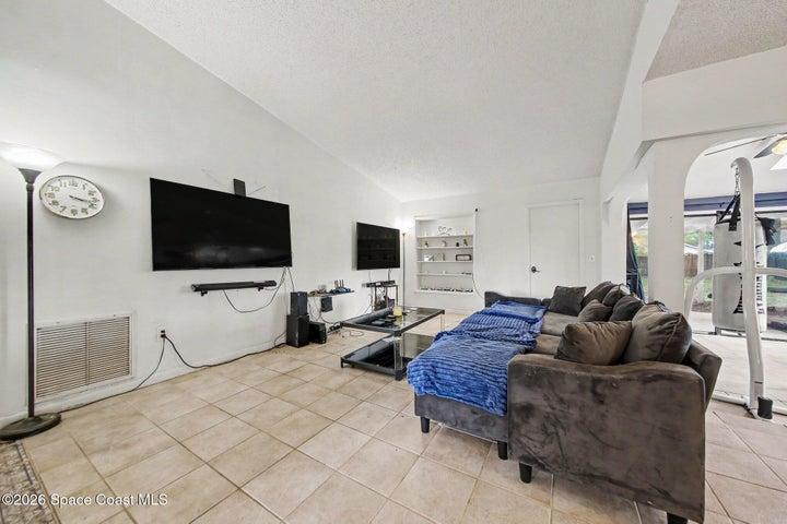 2008 Houndslake Drive, Winter Park, FL, 32792 photo 3