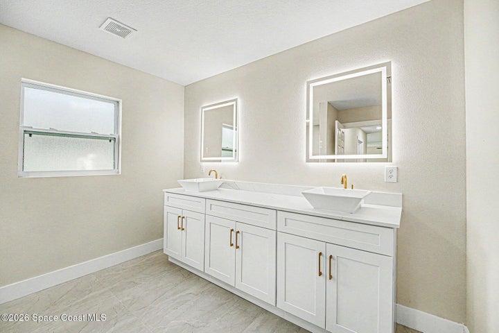 8815 100th Court, Vero Beach, FL, 32967 photo 15