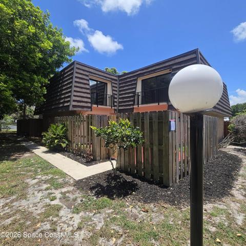 4014 Vista Oaks Circle NE, Palm Bay