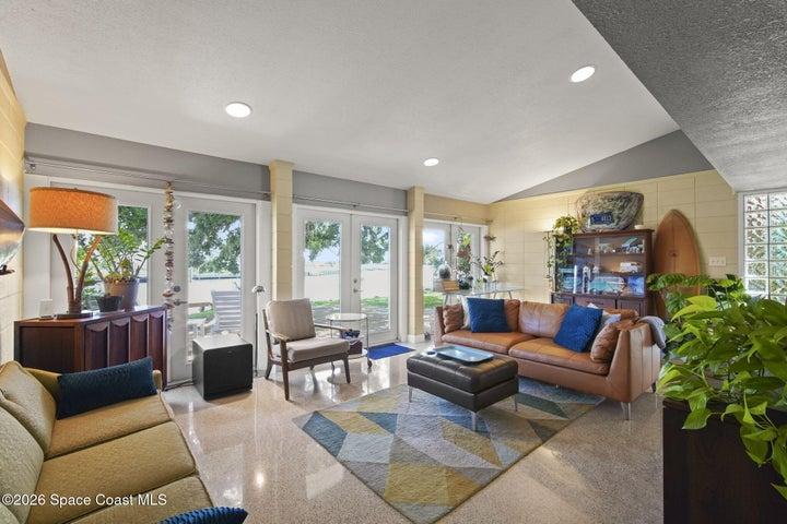 514 Cocoa Isles Boulevard, Cocoa Beach, FL, 32931 photo 4