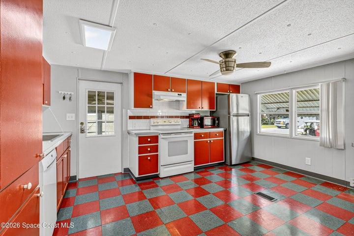 320 Holiday Park Boulevard NE, Palm Bay, FL, 32907 photo 11