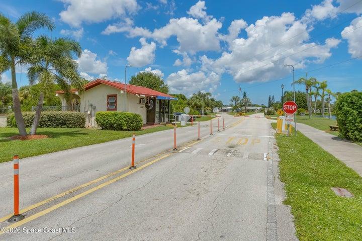 320 Holiday Park Boulevard NE, Palm Bay, FL, 32907 photo 26