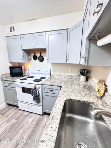185 Treasure Street B2-105, Merritt Island, FL, 32952 photo 3