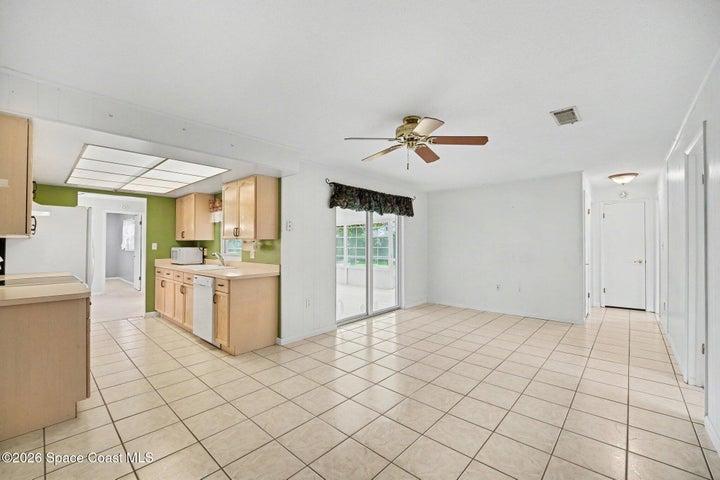Family/Gathering Room
