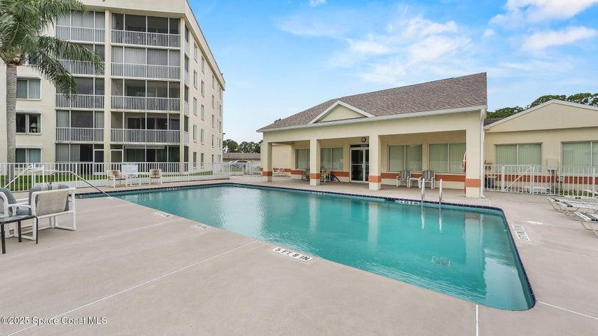 1420 Huntington Lane 2405, Rockledge, FL, 32955 photo 3