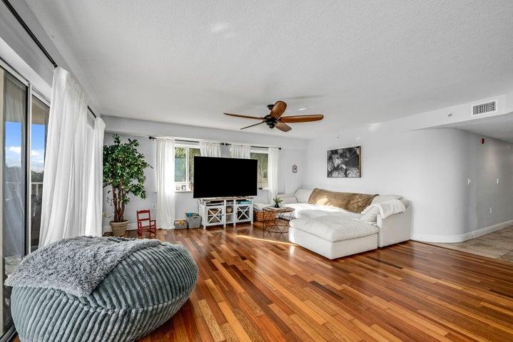 551 Casa Bella Drive 206, Cape Canaveral, FL, 32920 photo 14