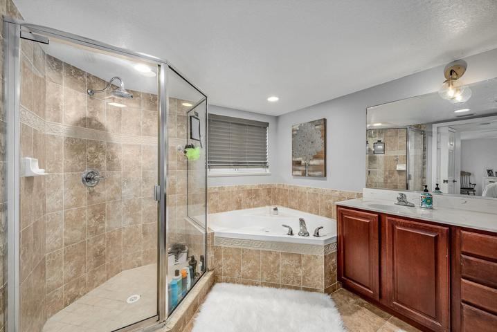 551 Casa Bella Drive 206, Cape Canaveral, FL, 32920 photo 23