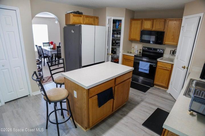 569 Macon Drive E, Titusville, FL, 32780 photo 2