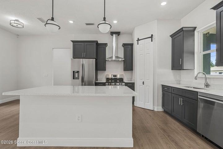 708 Daysland Avenue SW, Palm Bay, FL, 32908 photo 8