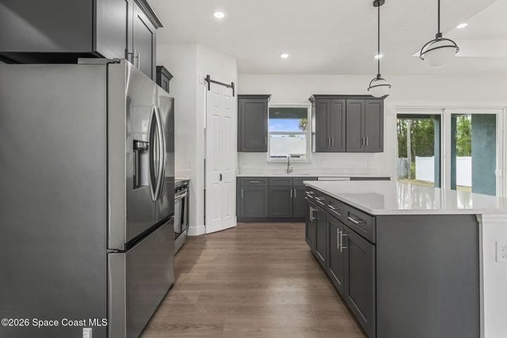708 Daysland Avenue SW, Palm Bay, FL, 32908 photo 13