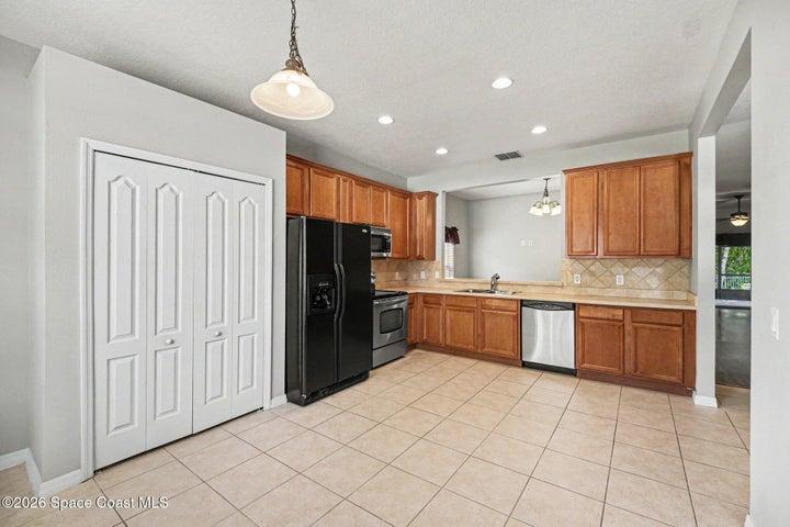 4076 Fitzroy Reef Drive, Mims, FL, 32754 photo 9
