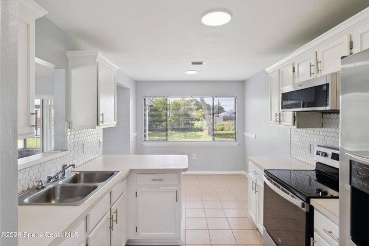 940 Forest Street NE, Palm Bay, FL, 32907 photo 5