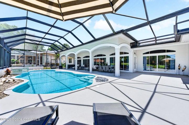 Salt water pool