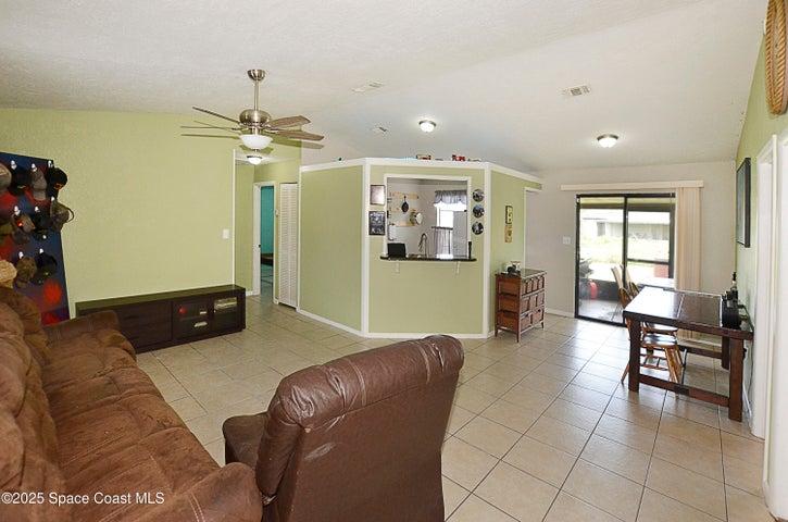 1470 SE Toy Street SE, Palm Bay, FL, 32909 photo 3