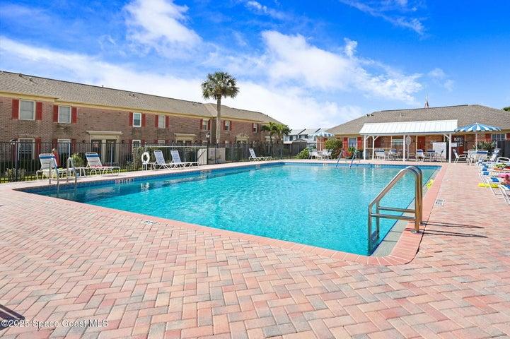 Community pool