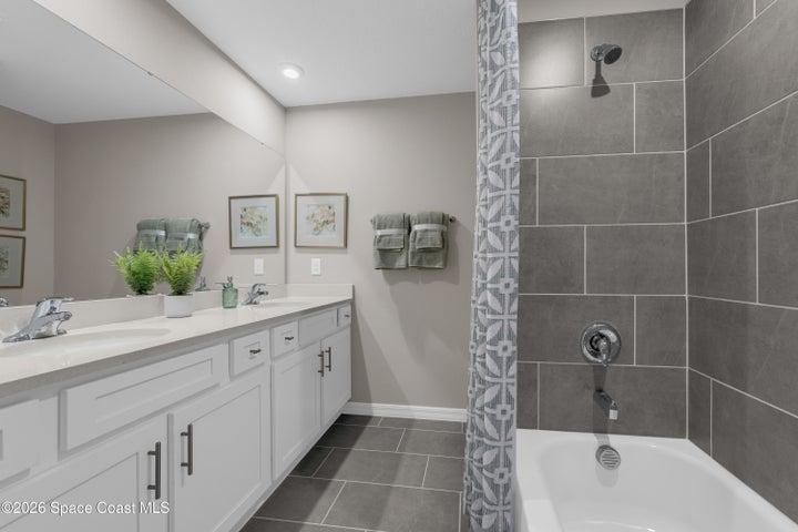 907 Castleford Avenue NE, Palm Bay, FL, 32905 photo 32