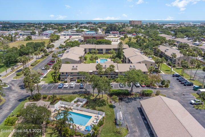 Second heated pool and clubhouse