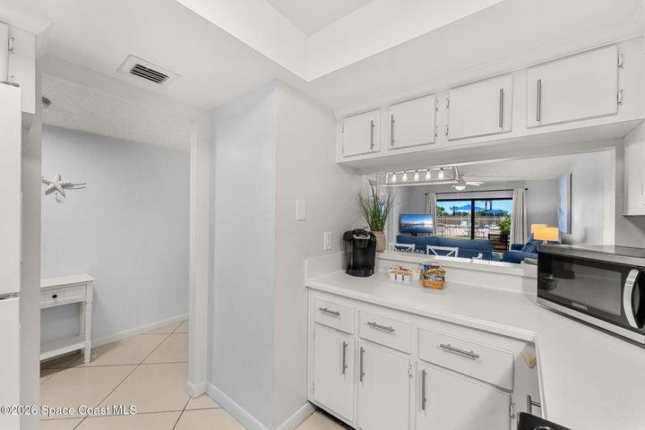 7520 Ridgewood Avenue 104, Cape Canaveral, FL, 32920 photo 12