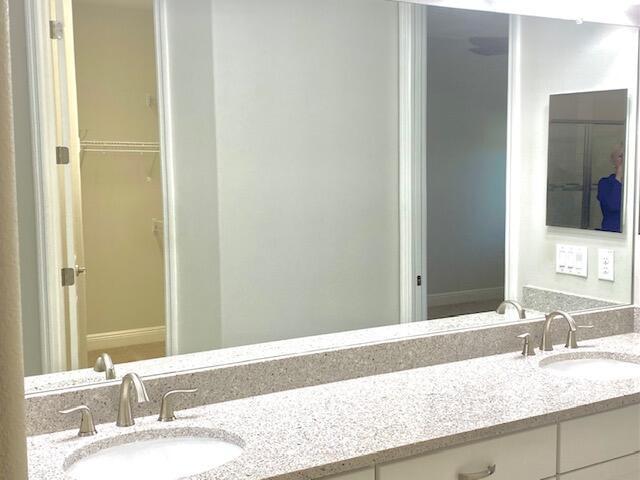 PRIMARY BATH DUAL SINKS