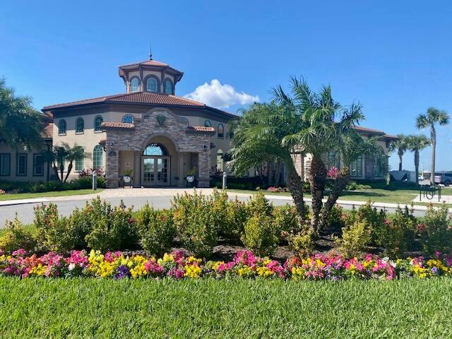 THE ADDISON VILLAGE CLUB
