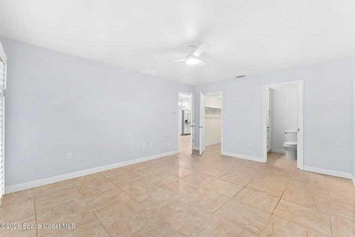 Primary bedroom has a large walk-in closet