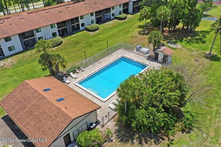 Pool.
