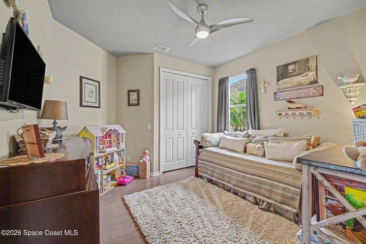 2nd Bedroom