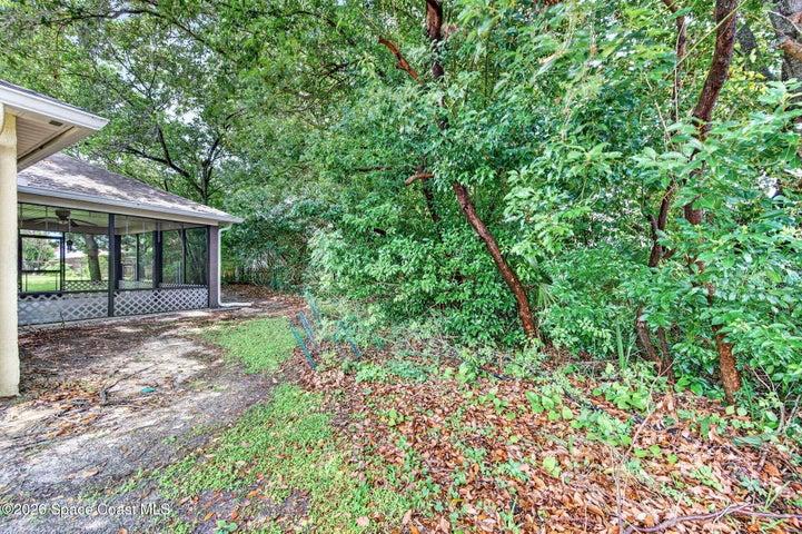 Side yard