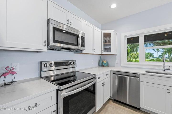 SS appliances, all still like new, beautiful quartz counters and soft close cabinets