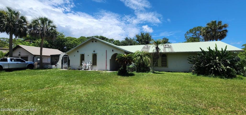 6870 Crepe Myrtle Drive, Grant, FL, 32949 photo 5