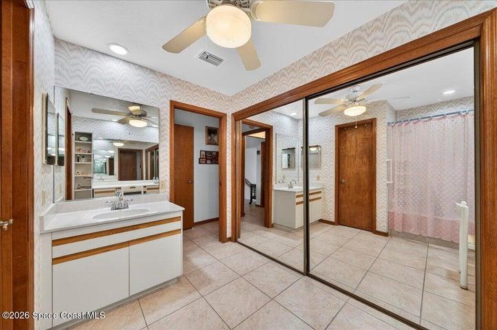 707 Greenwood Manor Circle, West Melbourne, FL, 32904 photo 16