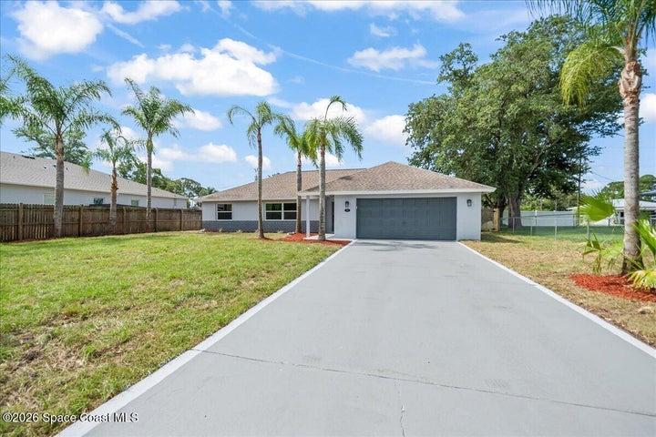 434 Barcelona Road SE, Palm Bay, FL, 32909 photo 2