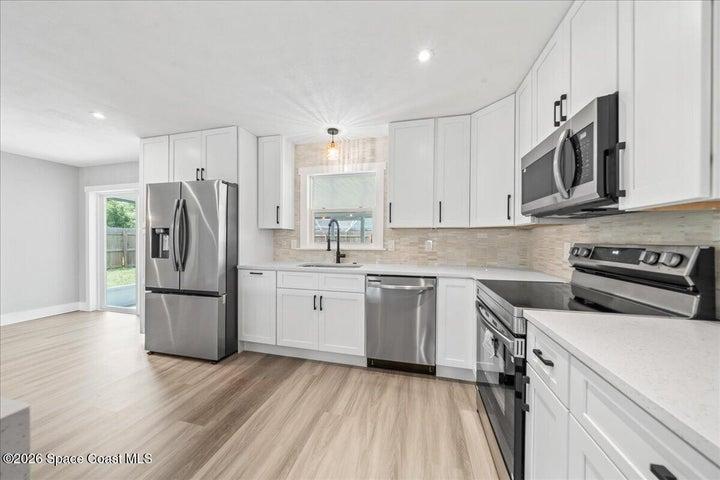 434 Barcelona Road SE, Palm Bay, FL, 32909 photo 8