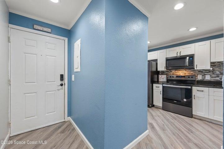 1010 Pine Tree Drive 208, Indian Harbour Beach, FL, 32937 photo 4
