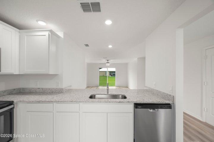 526 Black Horse Street SE, Palm Bay, FL, 32909 photo 8