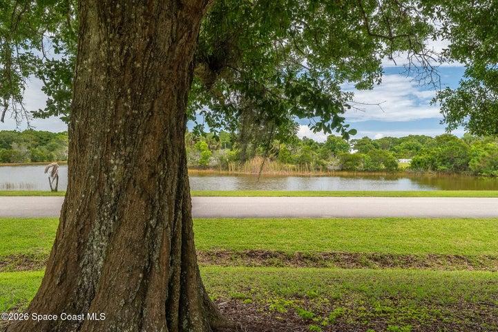 4500 Hunters Run Circle, Grant, FL, 32949 photo 5