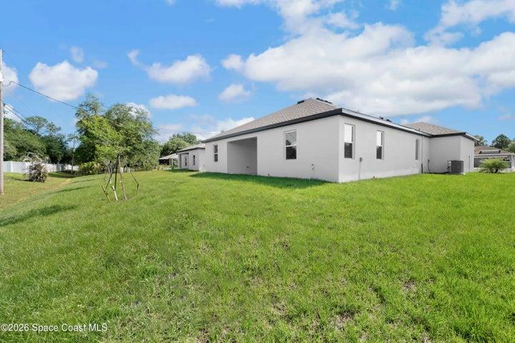 Photo is not of actual dwelling