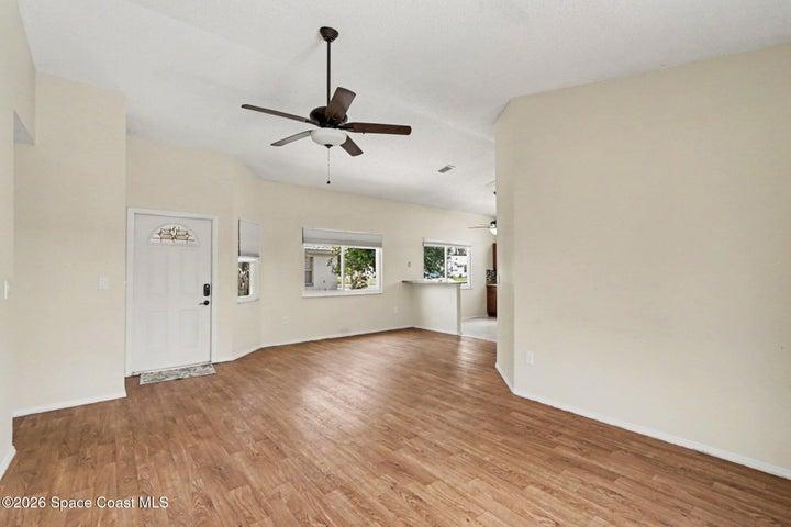 882 Wateroak Drive NE, Palm Bay, FL, 32905 photo 4